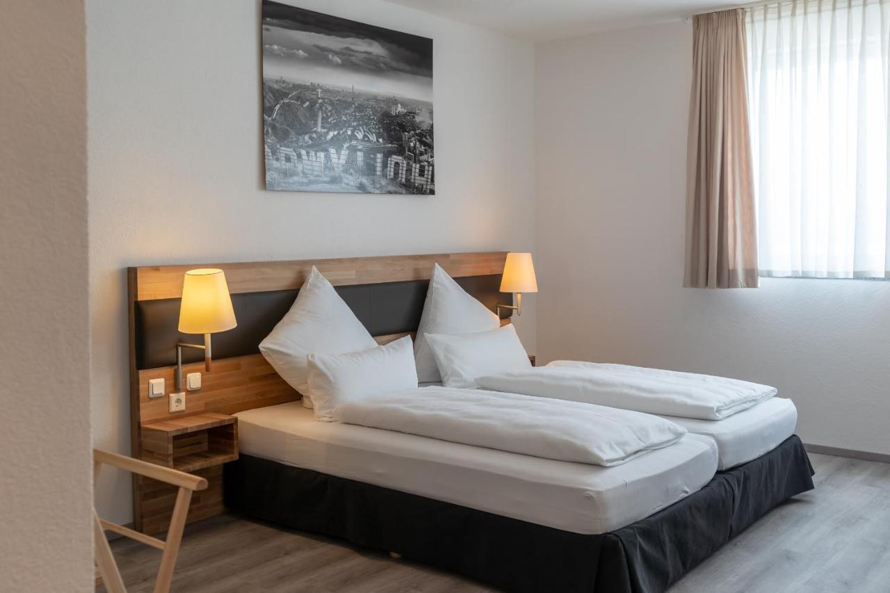 Hotel In Laisen Reutlingen Kültér fotó