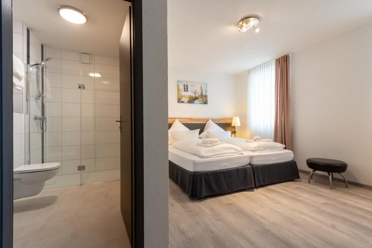 Hotel In Laisen Reutlingen Kültér fotó