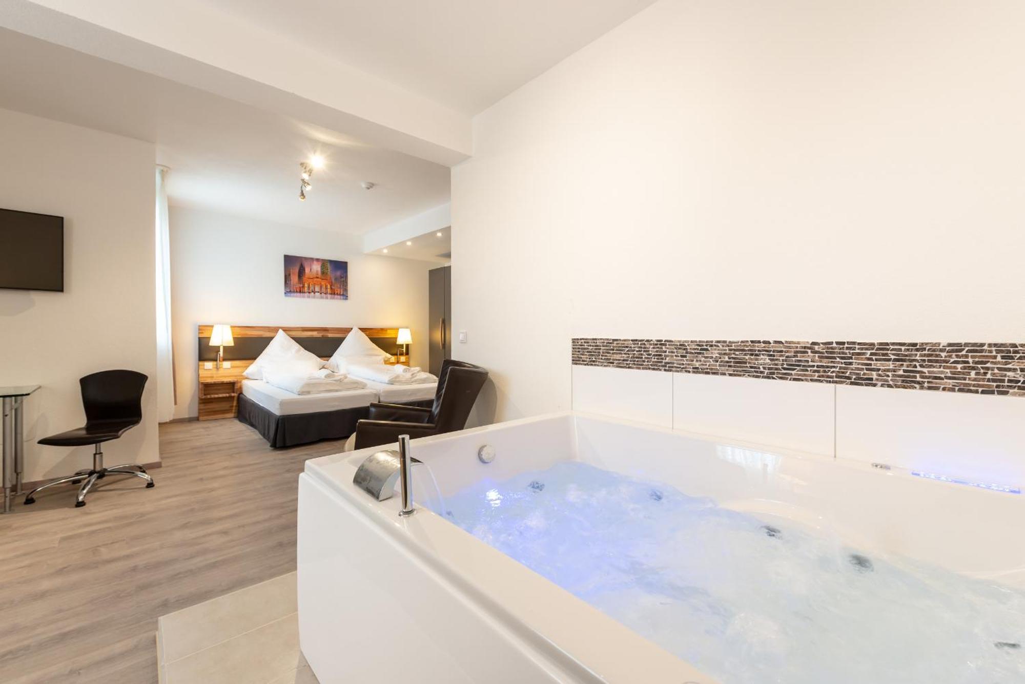 Hotel In Laisen Reutlingen Szoba fotó