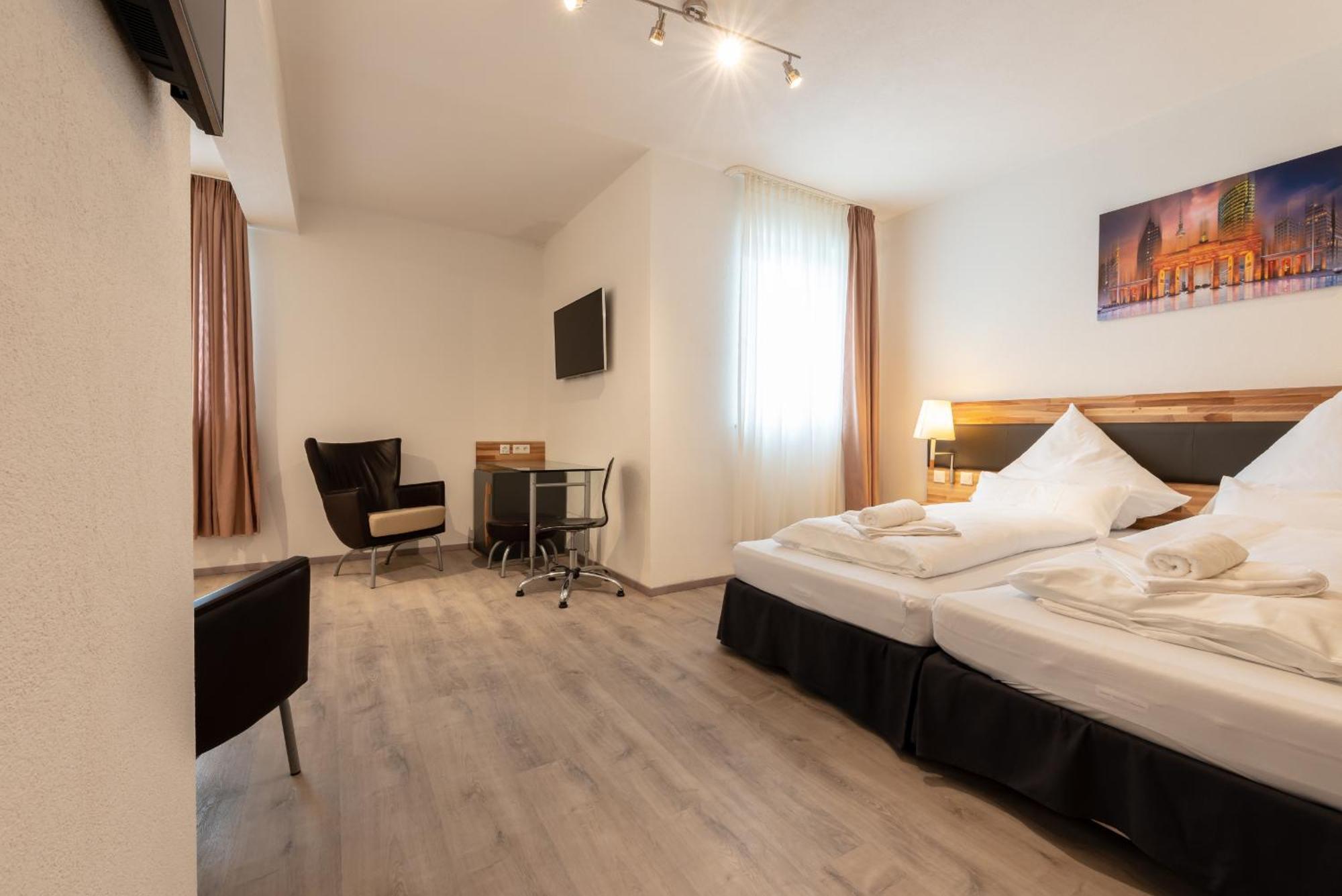 Hotel In Laisen Reutlingen Szoba fotó
